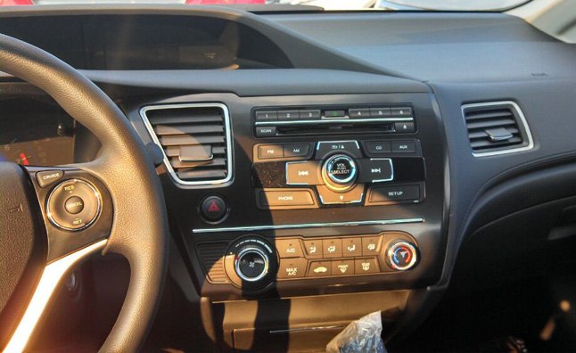 2013-Honda-Civic-interior.jpg