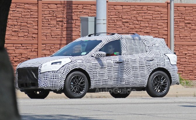 2020 Ford Escape Spied – Potentially With Plug-In Hybrid Powertrain