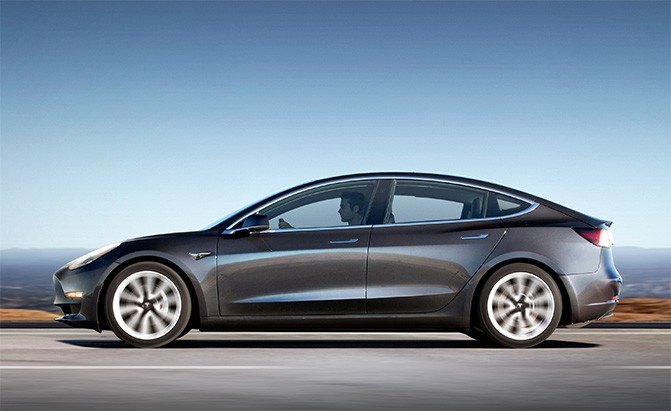 Tesla Model 3 Doesn’t Get a Consumer Reports Recommendation