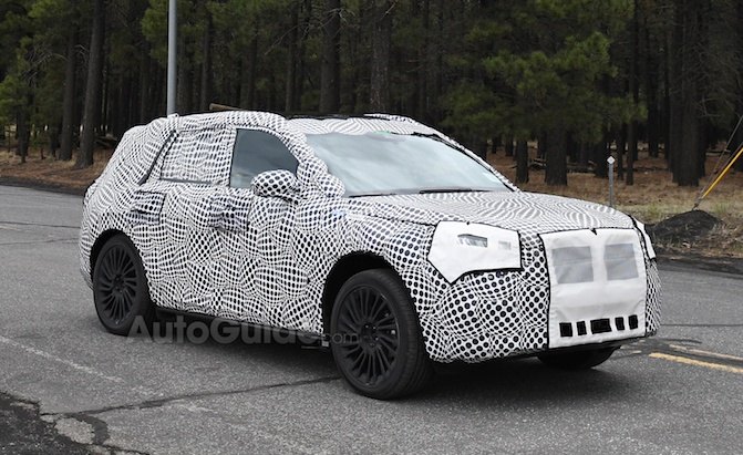 Lincoln Corsair Crossover Spied in Hybrid Guise