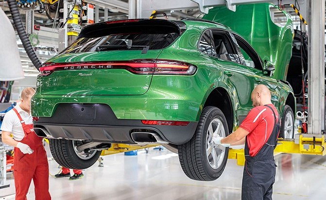 Production of 2019 Porsche Macan Kicks Off in Germany