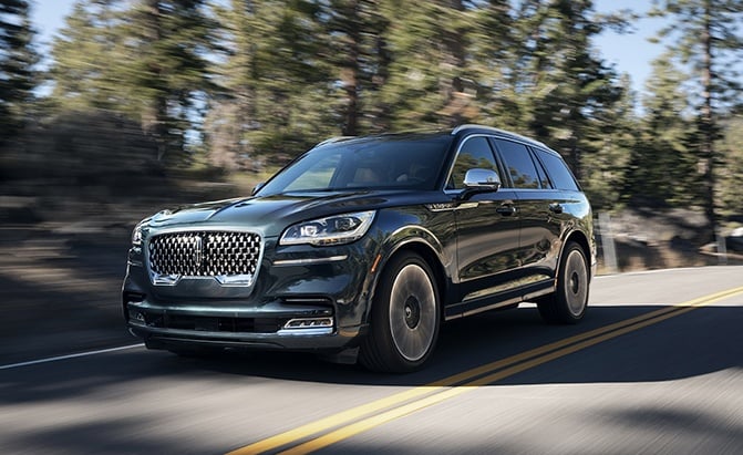 2020 Lincoln Aviator Debuts with 600 lb-ft, Turbo-PHEV Powertrain