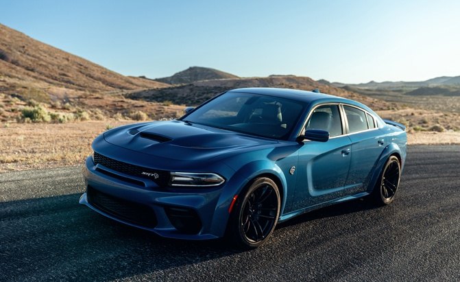 2020 Dodge Charger Hellcat and R/T Scat Pack Gain Wide Body Stance and Demon Track Apps