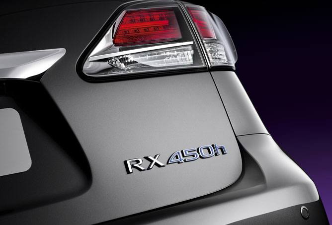 2013 Lexus RX 450h Badge