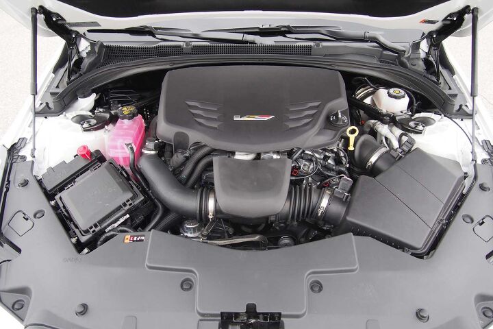 2016 Cadillac ATS-V Engine 01