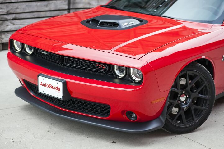 12 Important Things About the 2015 Dodge Challenger Scat Pac