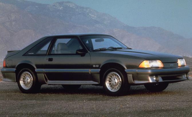 1987-Ford-Mustang-GT