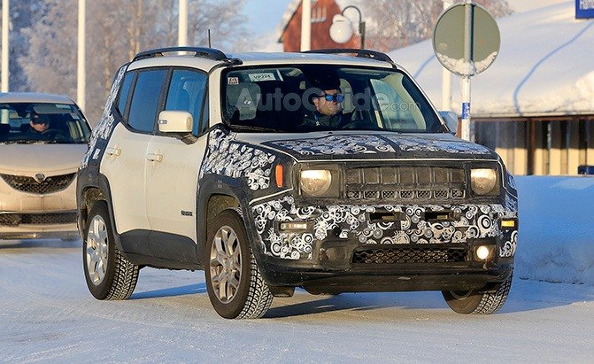 jeep renegade facelift spy photos