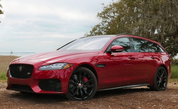 2018-Jaguar-XF-Sportbrake-review-photo-Benjamin-Hunting-AutoGuide00006