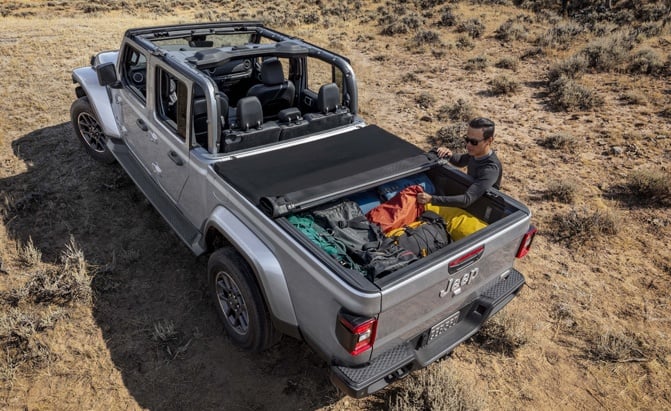 Mopar tonneau cover for all-new 2020 Jeep® Gladiator