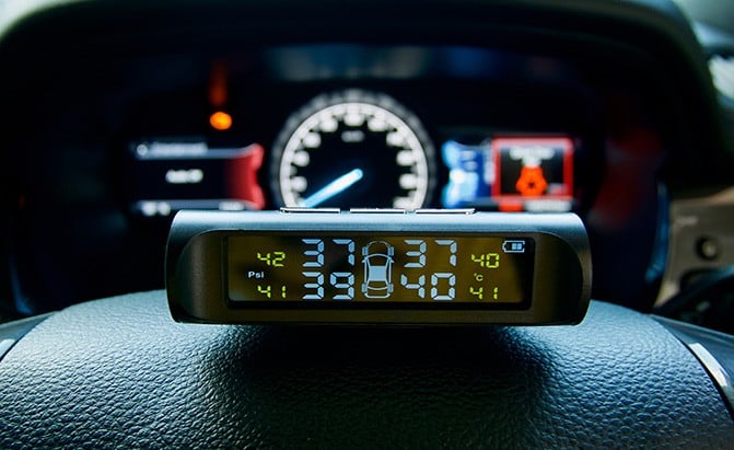 Sensor For Buick Cadillac Chevrolet 1 Kit Tire Pressure Monitoring System TPMS