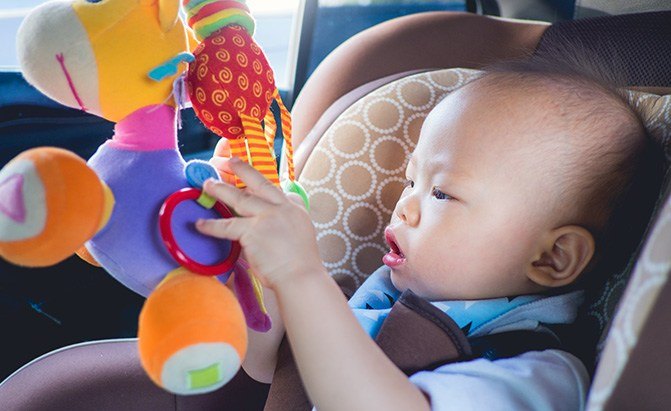 Top 10 Best Car Seat Toys 2021, Best Infant Car Seat Toys