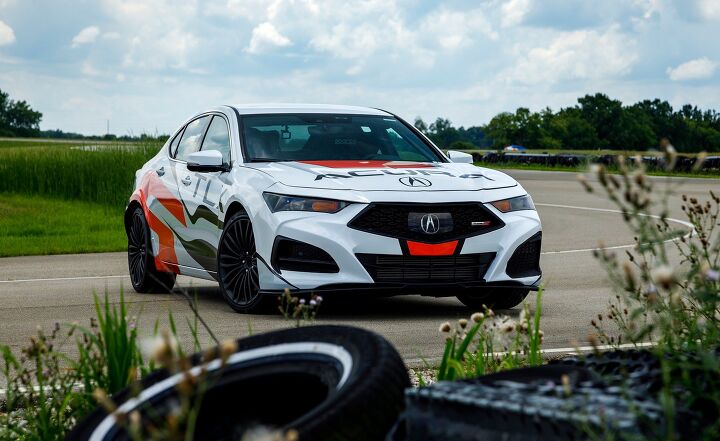 2021 Acura TLX Type S Pikes Peak pace car