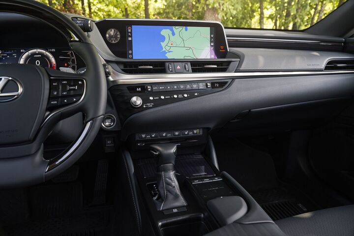 21 Lexus Es Adds Awd Model And Lithium Ion Hybrid Battery Autoguide Com News