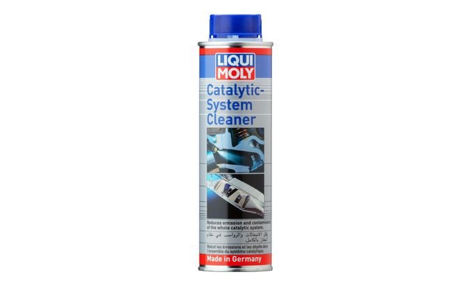 bottle of Liqui Moly 8931 Catalytic-System Cleaner