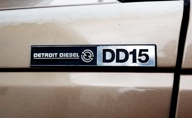 detroit diesel dd15 badge on a pikup truck