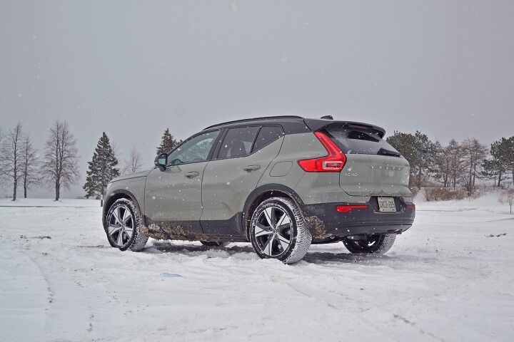 2021 Volvo XC40 Recharge Review: First Drive - AutoGuide.com