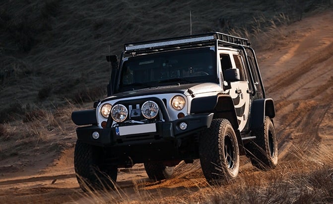 The Best Jeep Lift Kits For All Your Off-Road Needs 