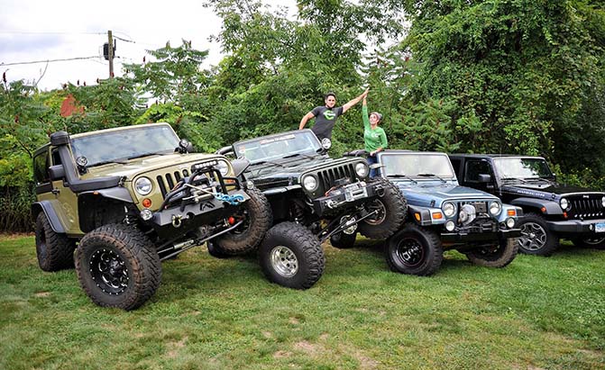 Jeeps doing Jeep things