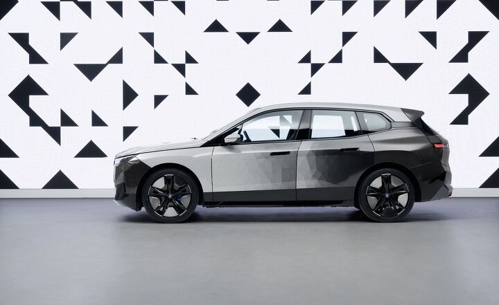 2022 BMW iX Flow Concept