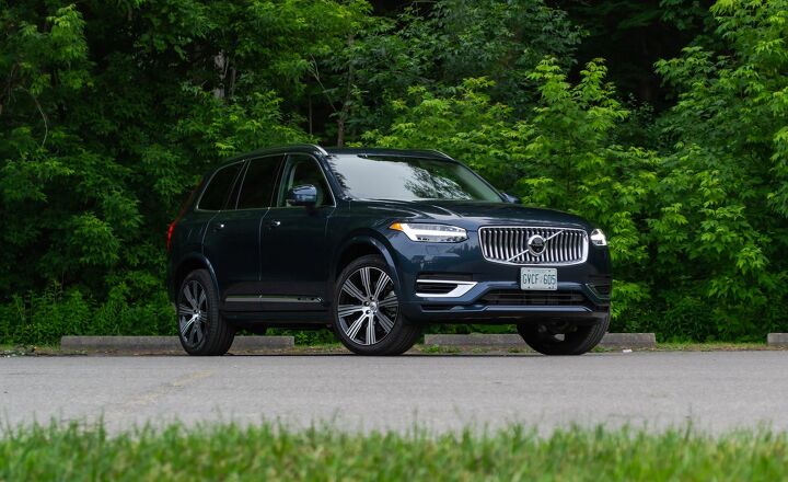 2022 Volvo XC90 T8 Recharge Review