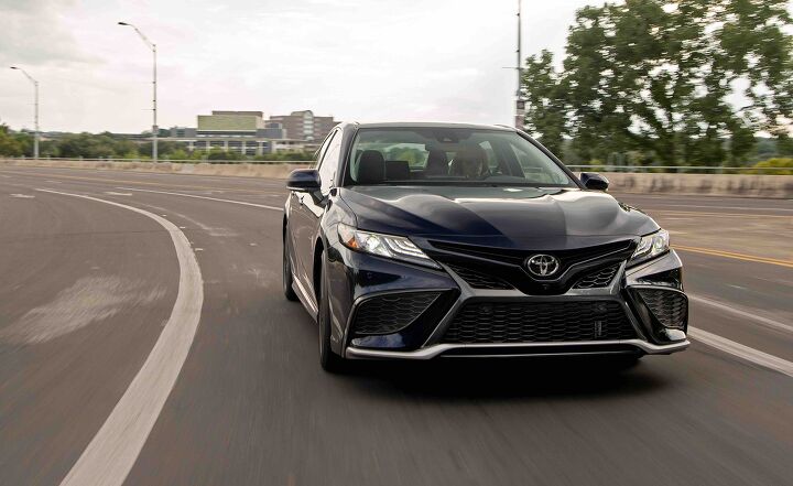 Toyota Camry LE vs SE Which Trim is Right for You?